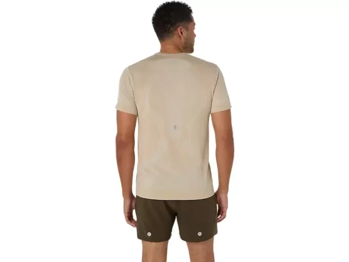 BEZSZWOWY TOP Z KRÓTKIM RĘKAWEM ROAD