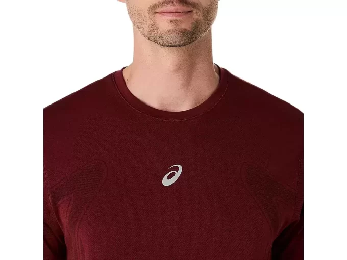 BEZSZWOWY TOP Z KRÓTKIM RĘKAWEM ROAD