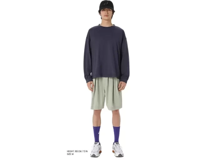 DŁUGI RĘKAW I OKRĄGŁY DEKOLT