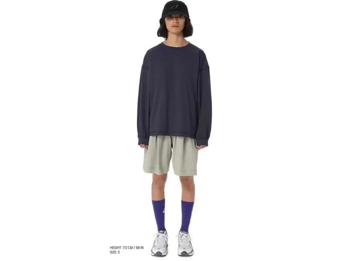 DŁUGI RĘKAW I OKRĄGŁY DEKOLT