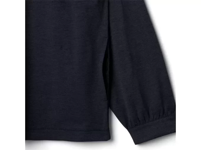 DŁUGI RĘKAW I OKRĄGŁY DEKOLT