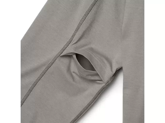 DŁUGI RĘKAW I OKRĄGŁY DEKOLT