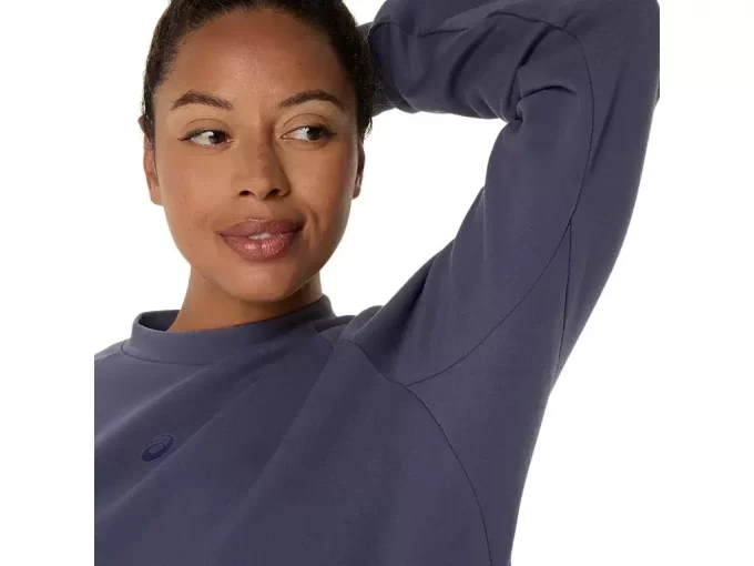 Dzianinowa bluzka z okrągłym dekoltem zapewniająca swobodę ruchów Dzianinowa bluzka z okrągłym dekoltem zapewniająca swobodę ruchów