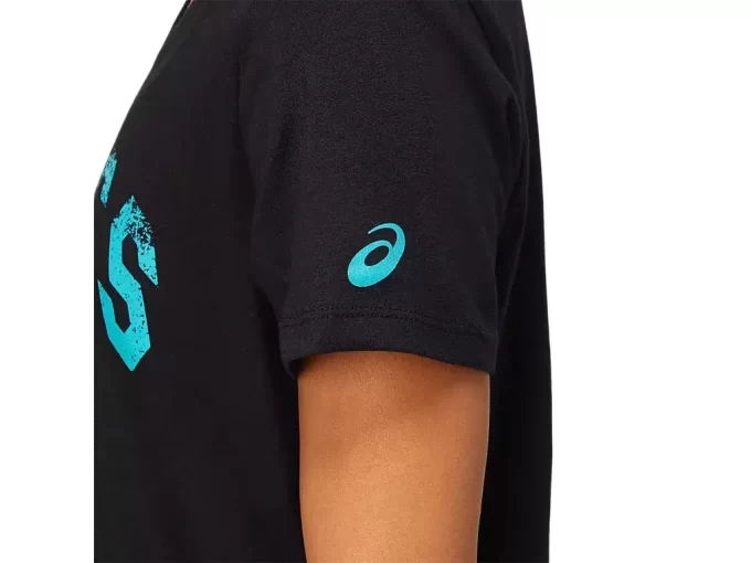 Koszulka damska z krótkim rękawem i dekoltem w serek, założona w 1977 r. Koszulka damska z krótkim rękawem i dekoltem w serek, założona w 1977 r.