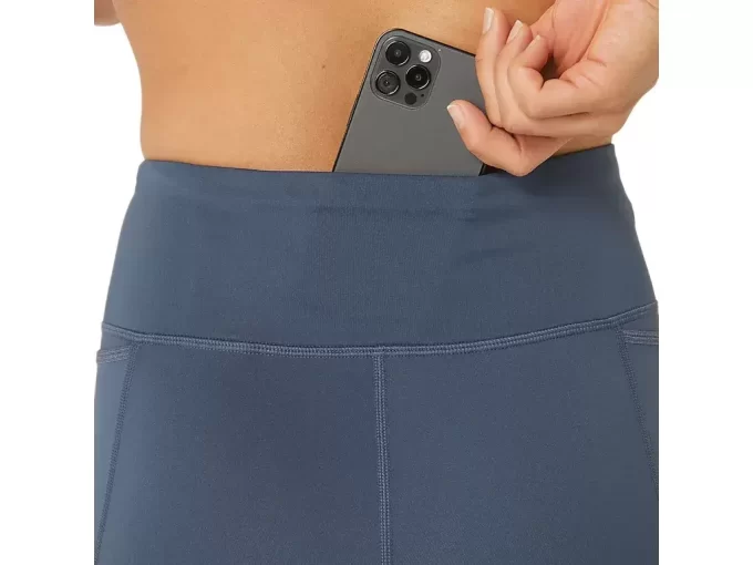 NAGINO BIEGA CIĘŻKO