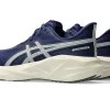 NOVABLAST 5 ASICS TRACK CLUB